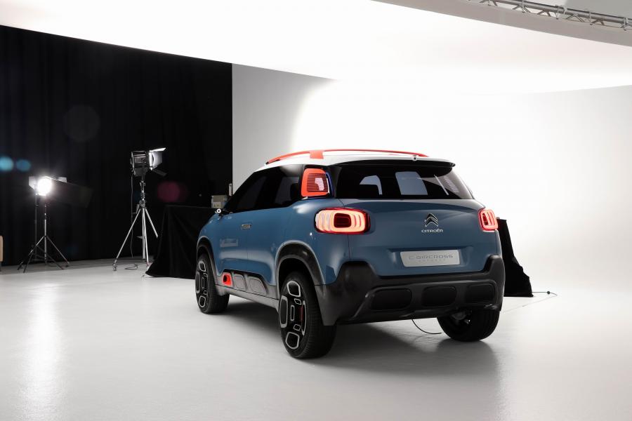  Citroen C-Aircross Concept 2017 года  (фото 24 из 34)